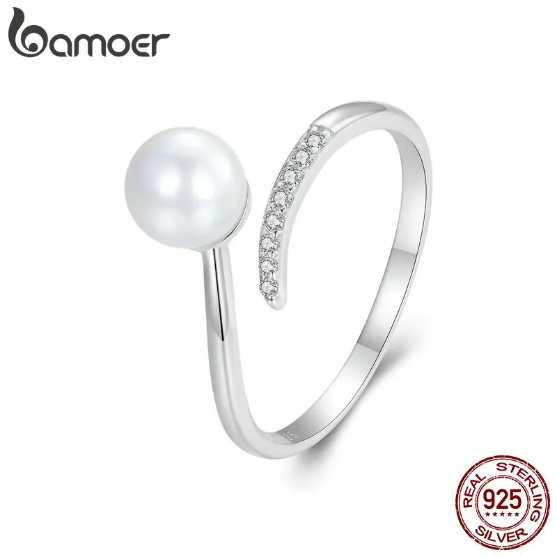 Silver Quality Shell Pearl Opening Ring: Adjustable Zircon Accent